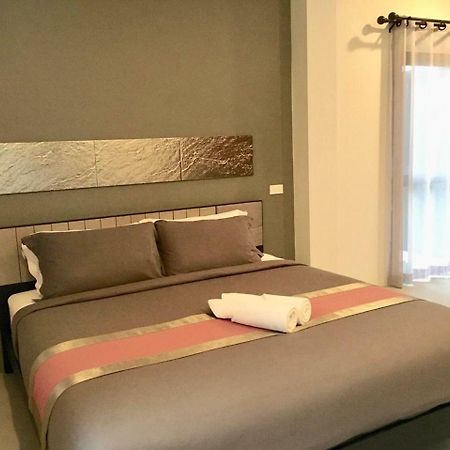 Tandeaw View Hotel Hua Hin Exterior photo