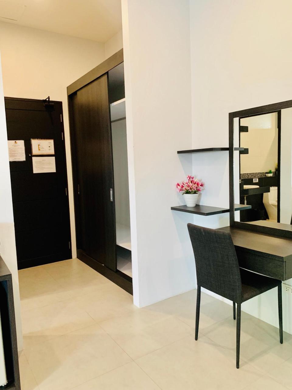 Tandeaw View Hotel Hua Hin Exterior photo